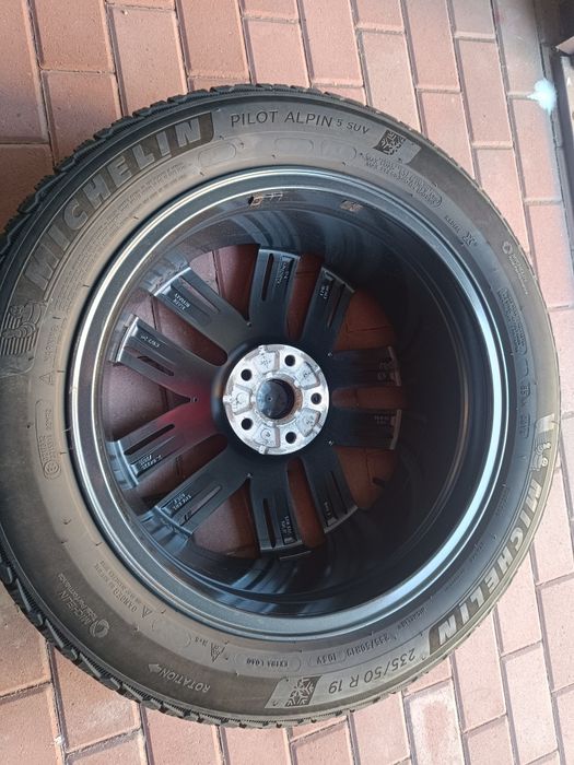 Sprzedam opony Michelin Pilot Alpine 19x50x235