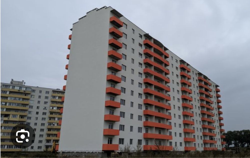 Срочно Продам комерційне приміщення вільного призначення  під офіс або