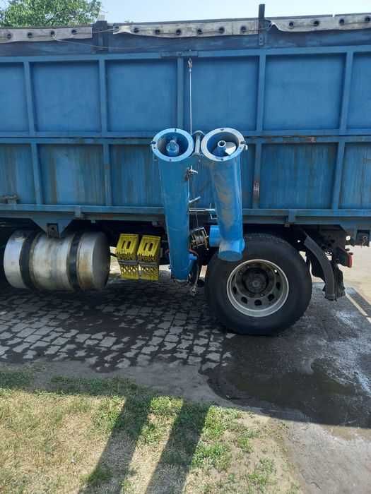 МАН 26 364  Командор