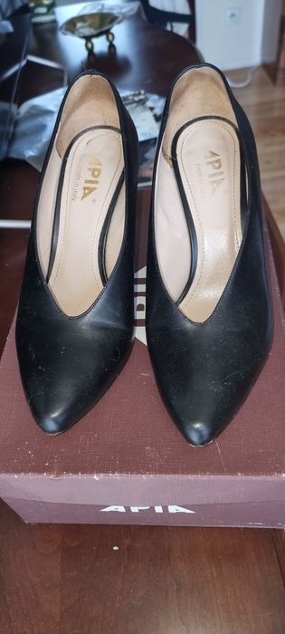 Buty szpilki czółenka Apia roz.38.5