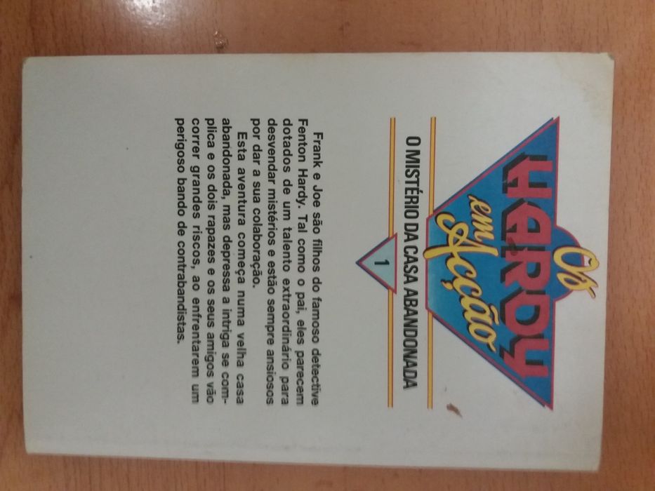Livro "Os Hardy em acção"