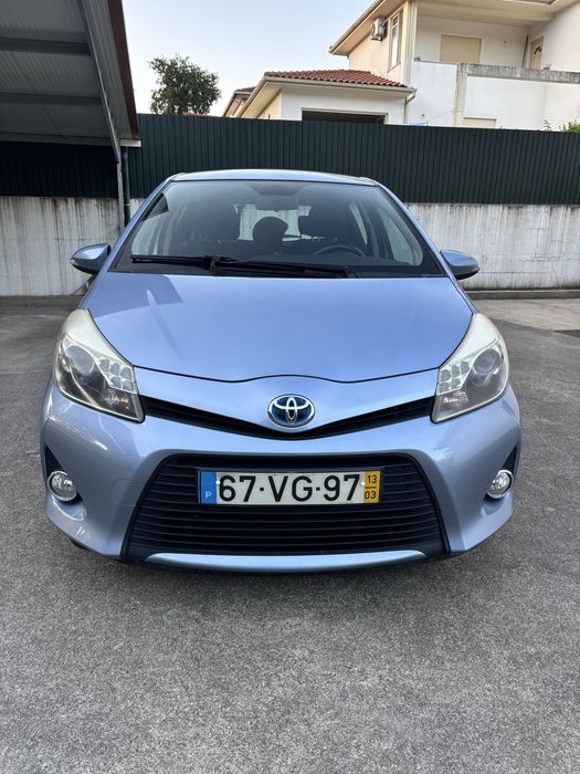 Toyota yaris Hybrido
