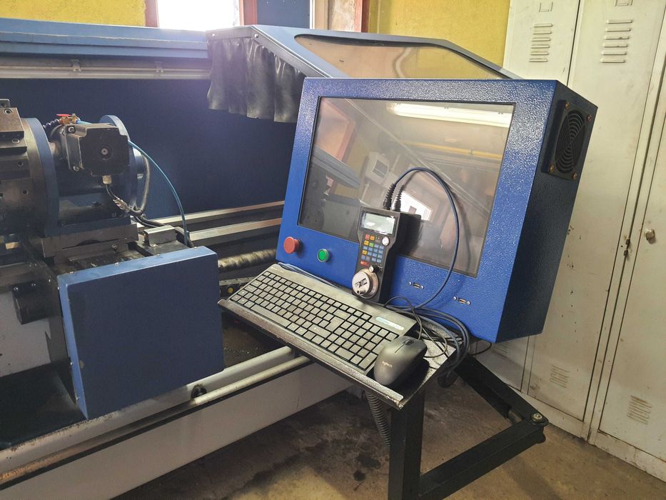 Sprzedam tokarkę CNC