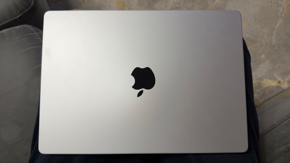 Apple Macbook 14 M4