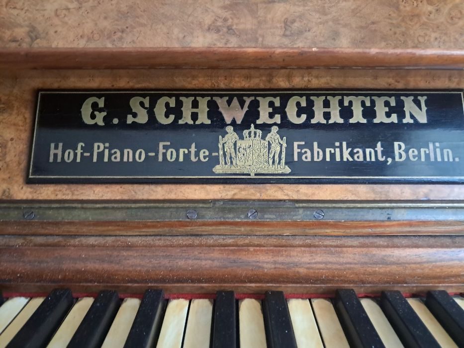 Pianino G. Schwechten (Berlin) - do renowacji