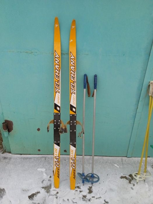 Продам лыжи б/у рабочие