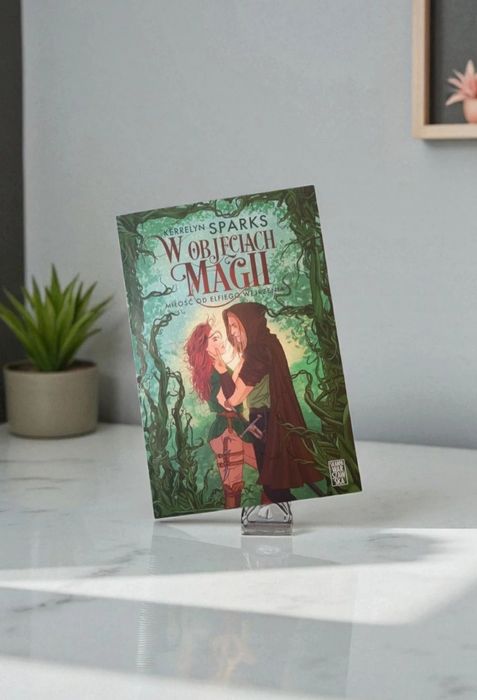Miłość od elfiego wejrzenia. W objęciach magii - Sparks Kerrelyn