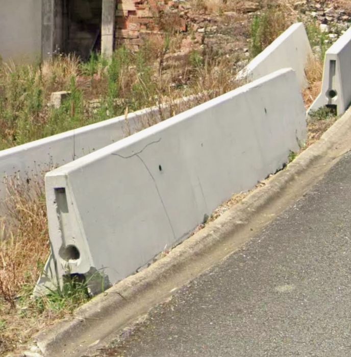 Barreiras de Betão New Jersey (6 metros) – Separadores de Via