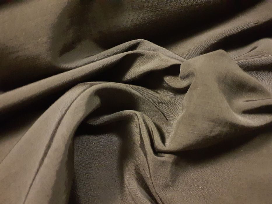 Tkanina czarna szer.148 cm.