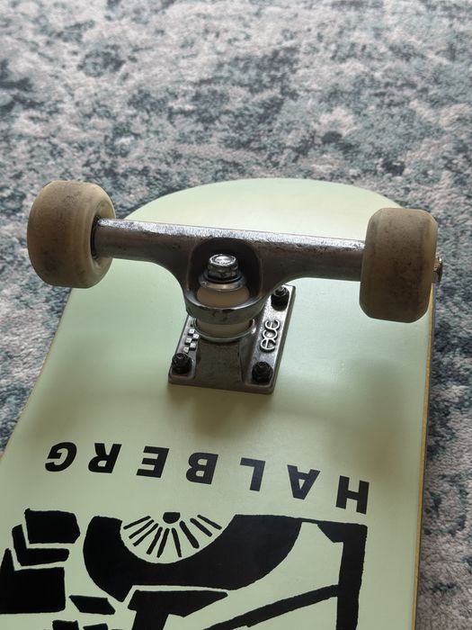Skate Profissional - Polar Deck + Bones Wheels & ACE 133 Trucks