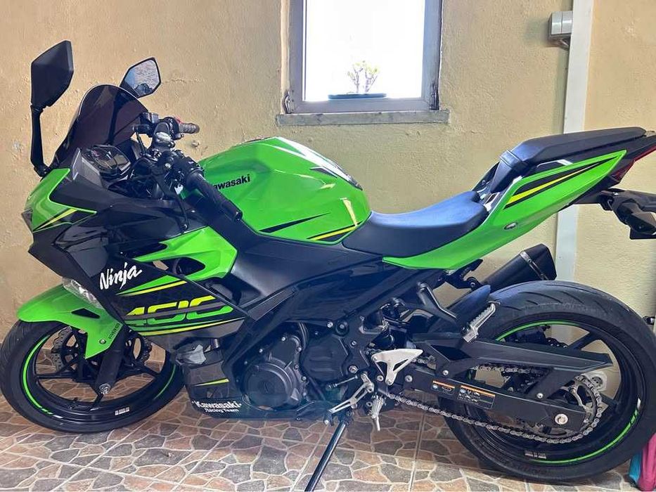 Kawasaki Ninja 400