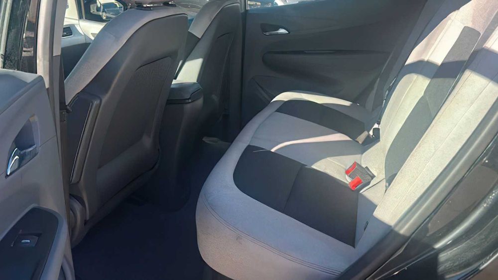 Chevrolet Bolt EV      2020