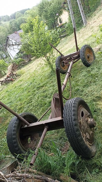 Wóz ciągnikowy duży