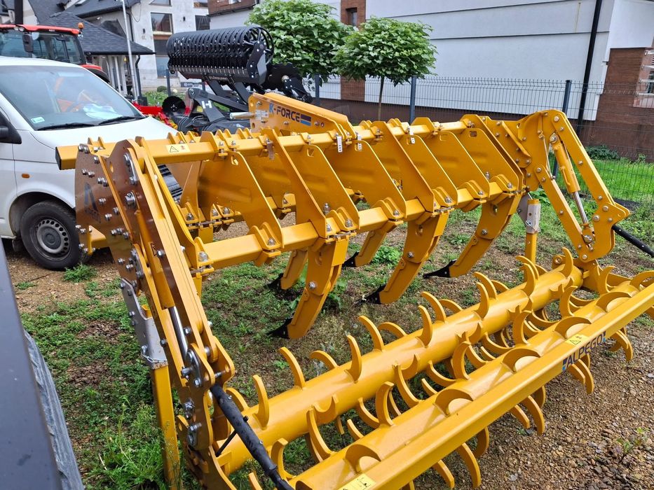 Alpego CRAKER K-FORCE 7-300  Pług dłutowy