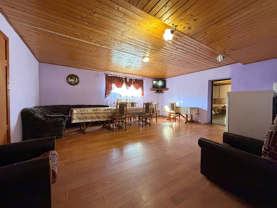 Гірська Вілла з Озером в Тернавці. База Відпочинку. Номери, Лазня.