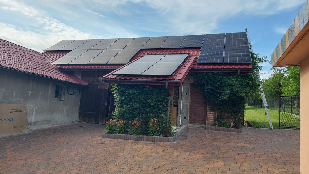 Fotowoltaika 6.375 kW, magazyn 15,36 kWh, Deye 10kW