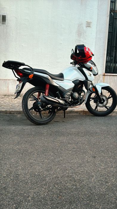 CB 125 f  ( 2021 )