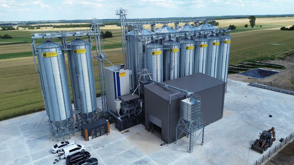 Silos spedycyjny 3,0 × 3,0 m
