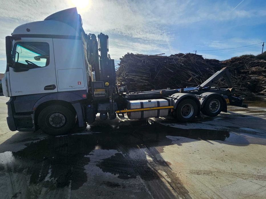 Mercedes ACTROS 2551L