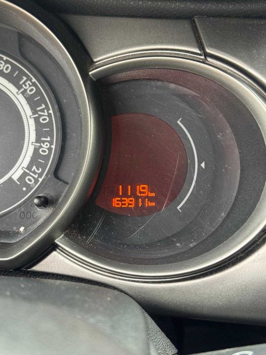 Carro C3 1200 gasolina