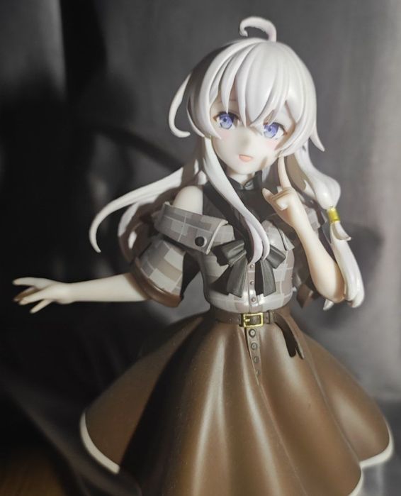 Колекція оригінальних аніме фігурок (різні)