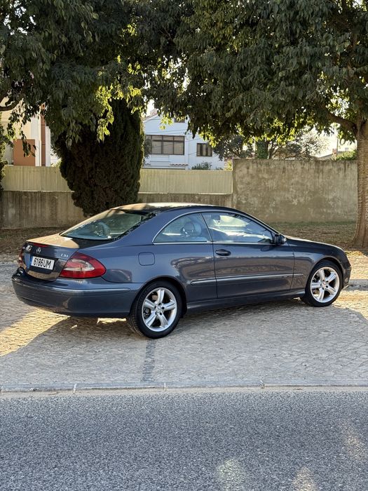 Mercedes-Benz CLK 270 CDI Automático — 2003 foto 4