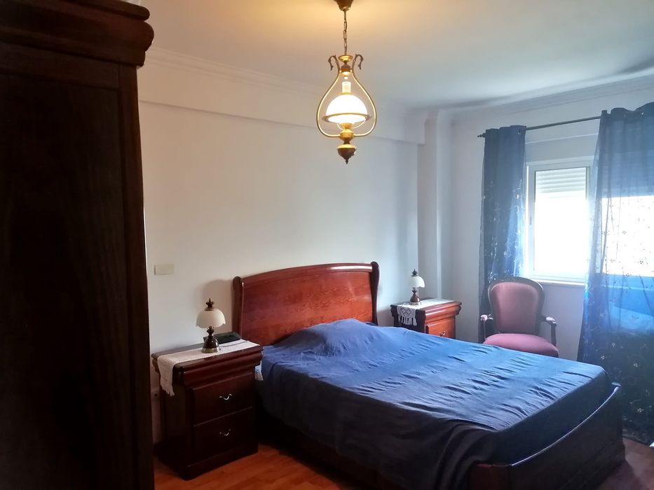 Apartamento T2 à venda na Avenida Humberto Delgado, 1º andar