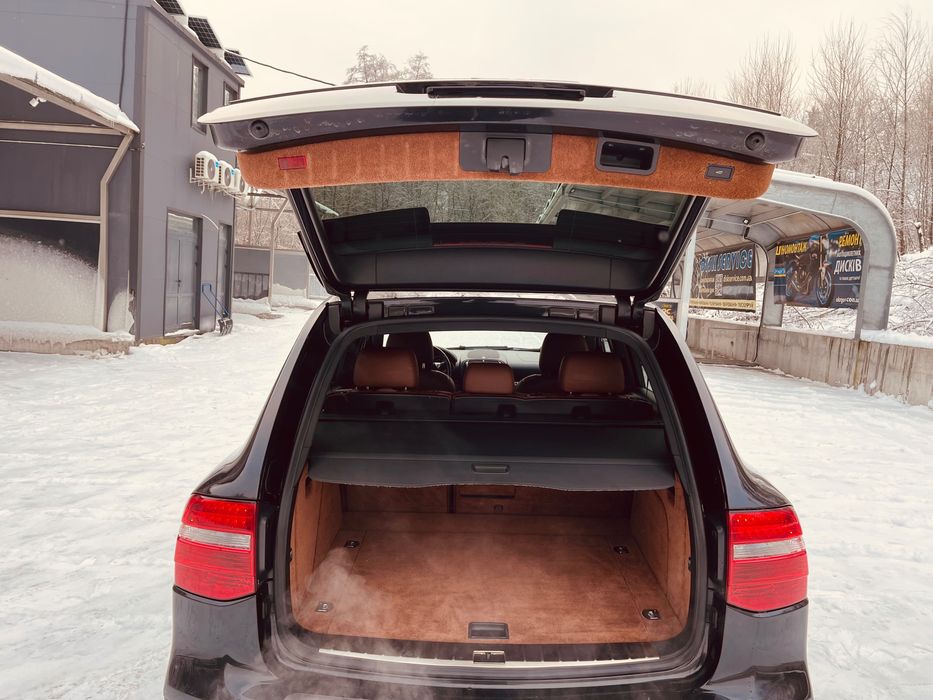 Porsche Cayenne 93т.км. Без подкрасов. Идеальный.