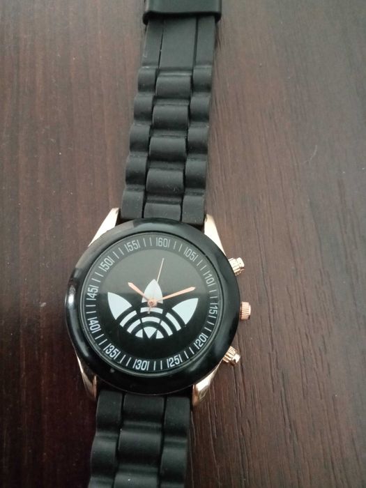 Zegarek sportowy adidas analogowy