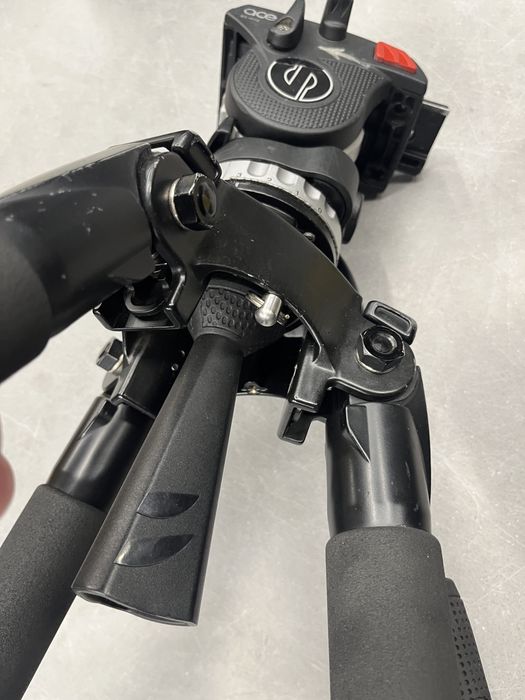 Штатив карбоновый Miller Solo DV USA 75mm