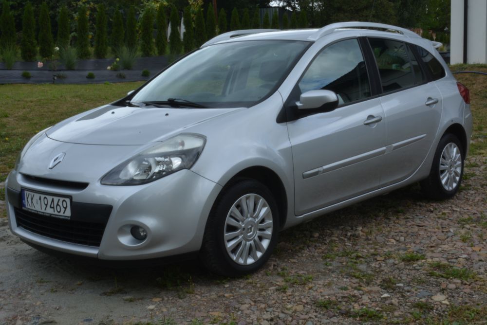 Renault Clio Renault Clio III 1.2 16v 2011 rok zadbane drugi komplet kół bez wkładu