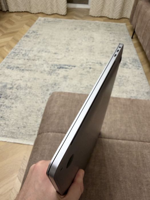Macbook pro 15 2019 i7 2.6/ 16gb / 512gb/ 93% АКБ