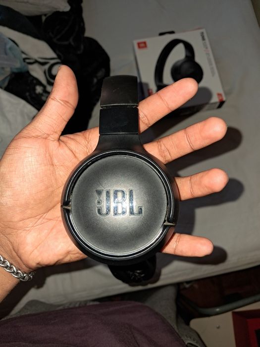 Auriculares wireless JBL Tune 520 BT