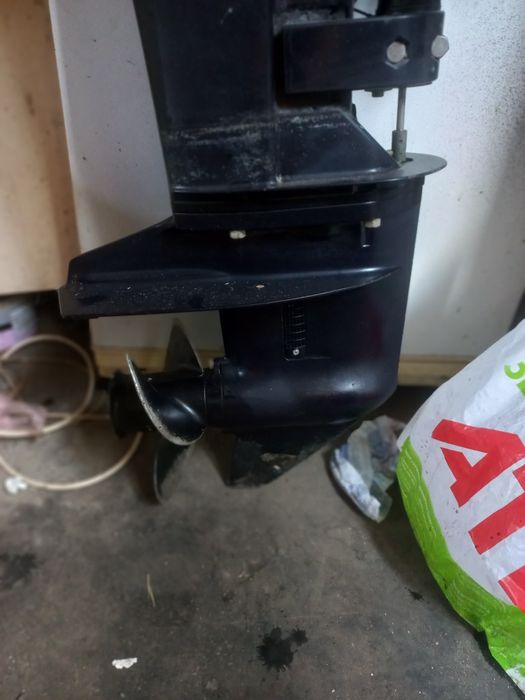 Продам лодку. Пвх 330килевую мотор тохатсу 15