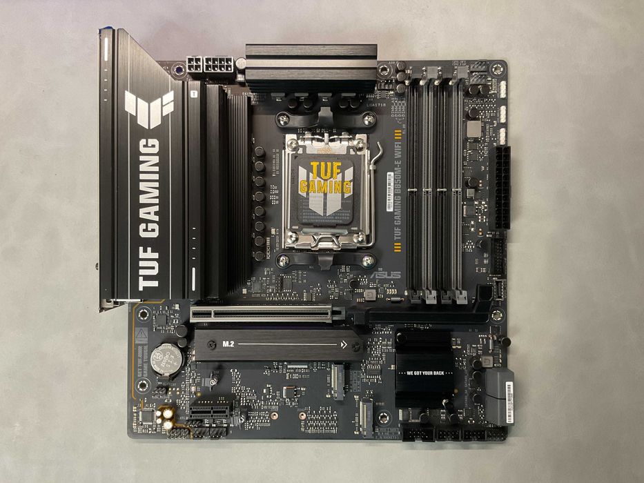 Материнська плата Asus TUF GAMING B850-E WIFI AMD AM5 DDR5, нова!