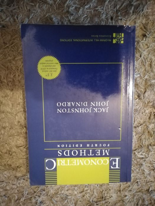 Livros de economia em inglês