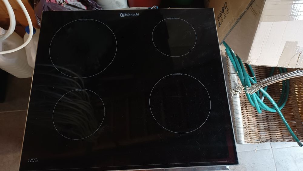 Piekarnik z płytą indukcyjną bauknecht