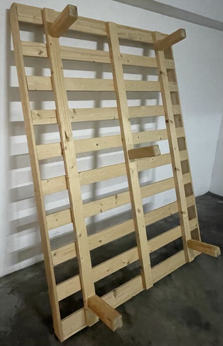 Base de Cama Casal 140x190 em Madeira Maciça | Muito Robusta | Excelente Estado