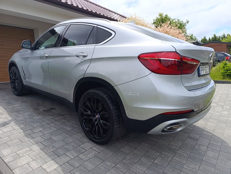 BMW X6 2017 xdrive 40d 313 KM F16