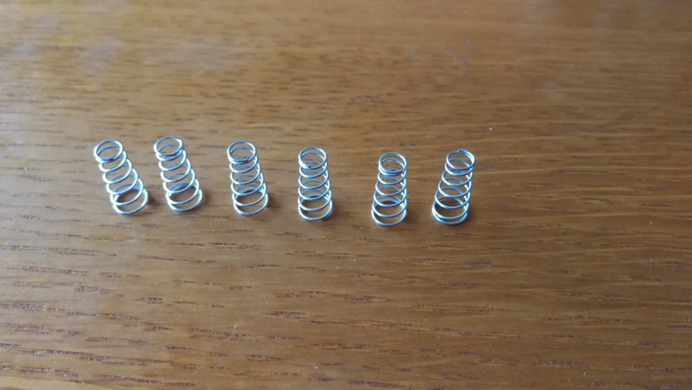 Pickup Springs for Single-Coil and Humbucker Pickups64332172660098120