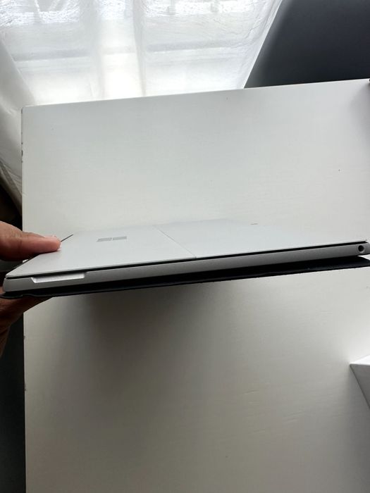 Surface pro 7 i7 256 GB/ 16GB