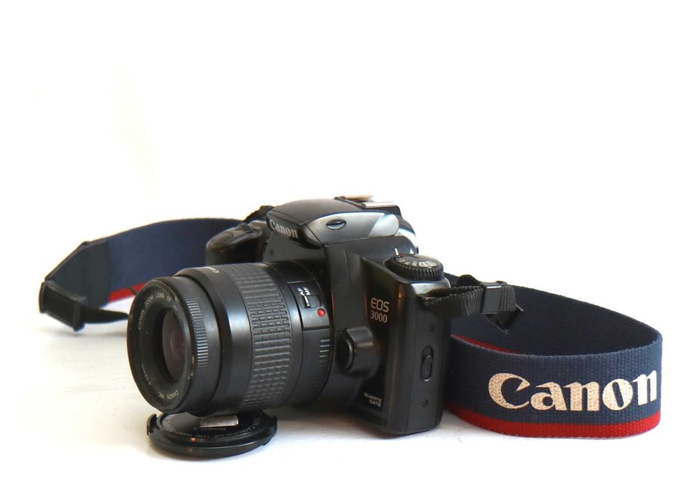 Canon EOS 3000 com Canon 38-76mm máquina fotográfica de rolo