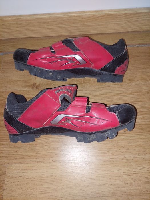 Sapatos de bicicleta 44
