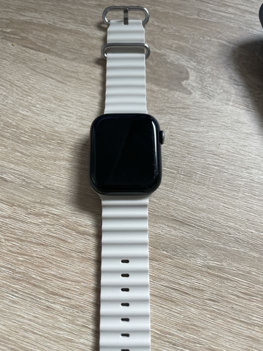 Apple watch 7 45mm GPS bez cellular