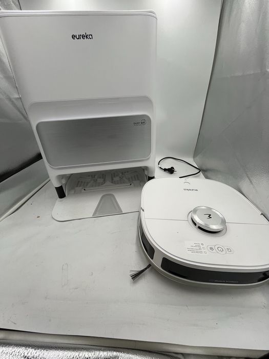 Robot sprzatajacy Eureka J12 ultra
