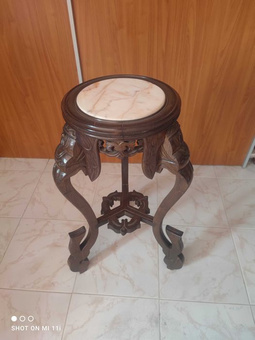 Mesa de apoio/candeeiro