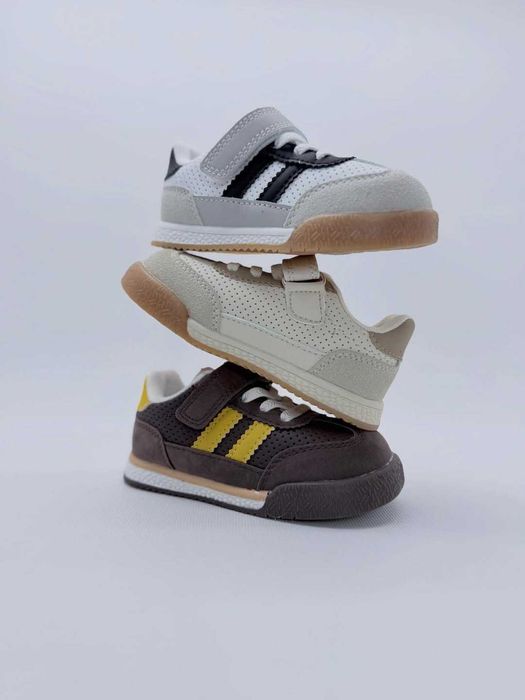 Взуття кросівки для хлопчиків