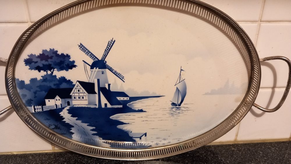 Travessa da Holanda em casquinha e porcelana