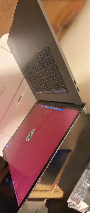 Macbook pro touch bar