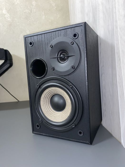 Колонки Edifier R1100
